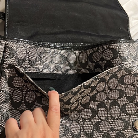 Multi use bag can be shoulder bag , laptop bag etc nwot vintage - Picture 3 of 8